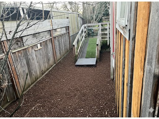 19605 River Road, Unit 104 Gladstone, OR 97027 - Photo 9 of 12