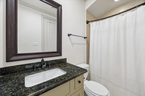 $4,950 | 1521 Oakdale Street, Houston, TX 77004