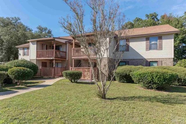 $1,150 | 2300 West Michigan Avenue, Unit 16, Pensacola, FL 32526