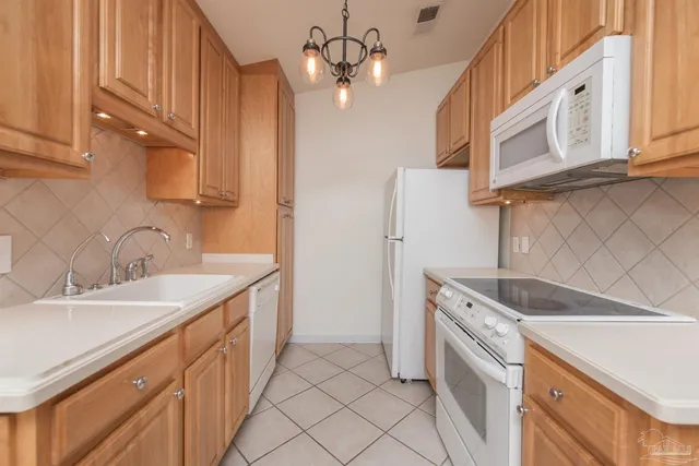 $1,150 | 2300 West Michigan Avenue, Unit 16, Pensacola, FL 32526