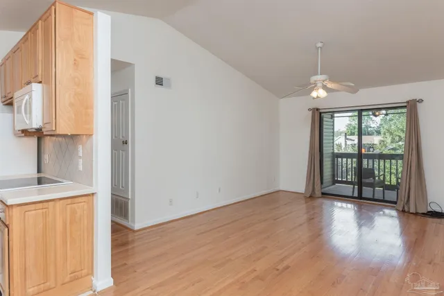 $1,150 | 2300 West Michigan Avenue, Unit 16, Pensacola, FL 32526
