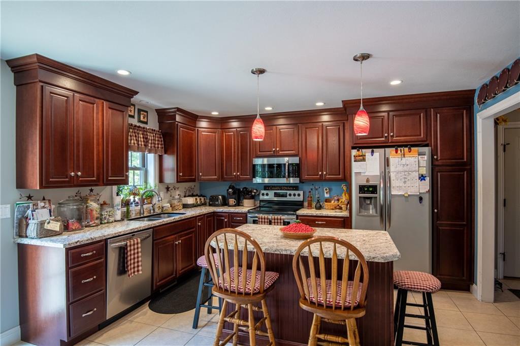 2500 Spangler Road Hermitage, PA 16148 - Photo 7 of 25 Gallery Image 7