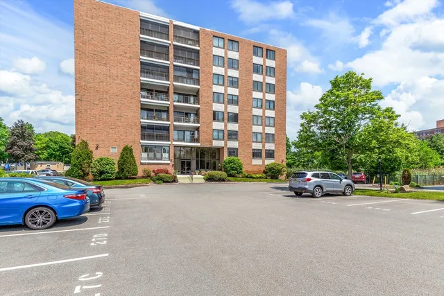 $435,000 | 51 Melrose Street, Unit 1C, Melrose, MA 02176