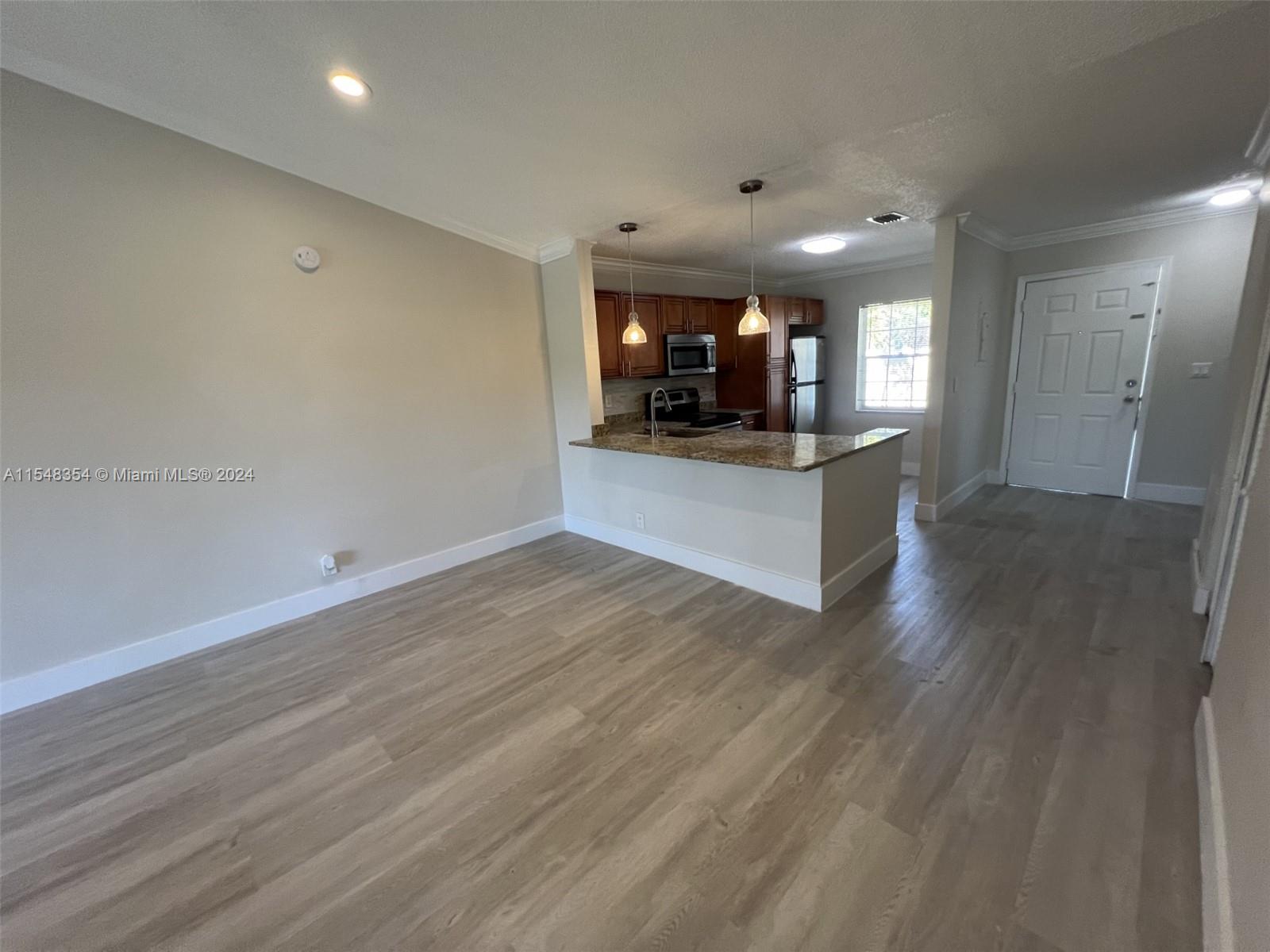 9961 Three Lakes Circle Boca Raton, FL 33428 - Photo 12 of 21 Gallery Image 12