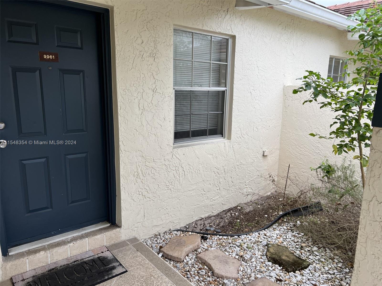 9961 Three Lakes Circle Boca Raton, FL 33428 - Photo 2 of 21 Gallery Image 2