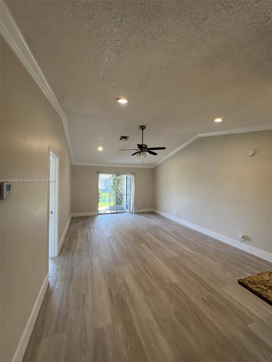 9961 Three Lakes Circle Boca Raton, FL 33428 - Photo 10 of 21 Gallery Image 10