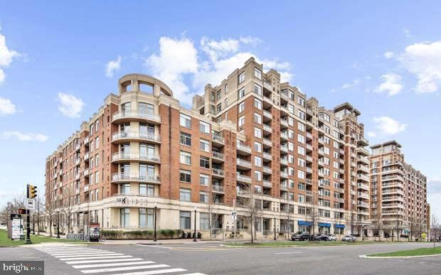 3600 South Glebe Road, Unit 516W Arlington, VA 22202 - Photo 1 of 32