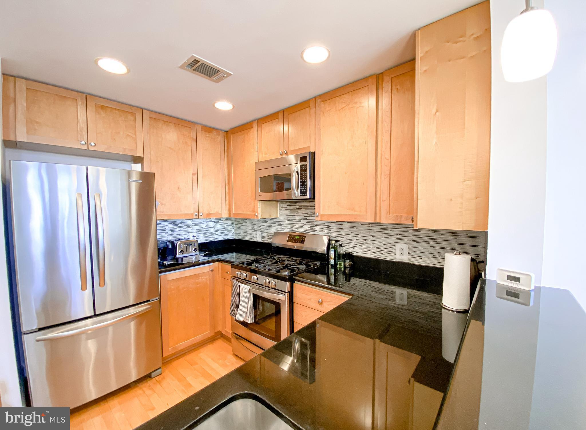 3600 South Glebe Road, Unit 516W Arlington, VA 22202 - Photo 4 of 32