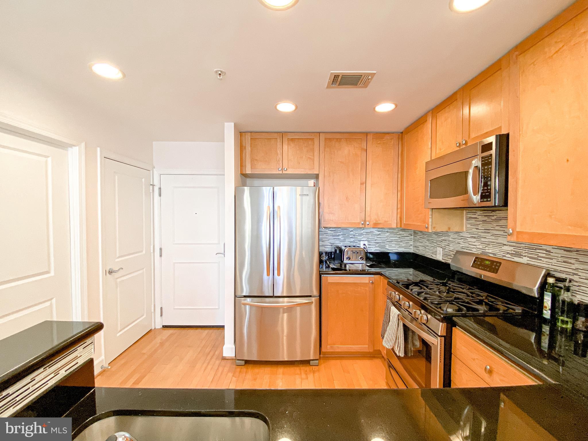 3600 South Glebe Road, Unit 516W Arlington, VA 22202 - Photo 5 of 32