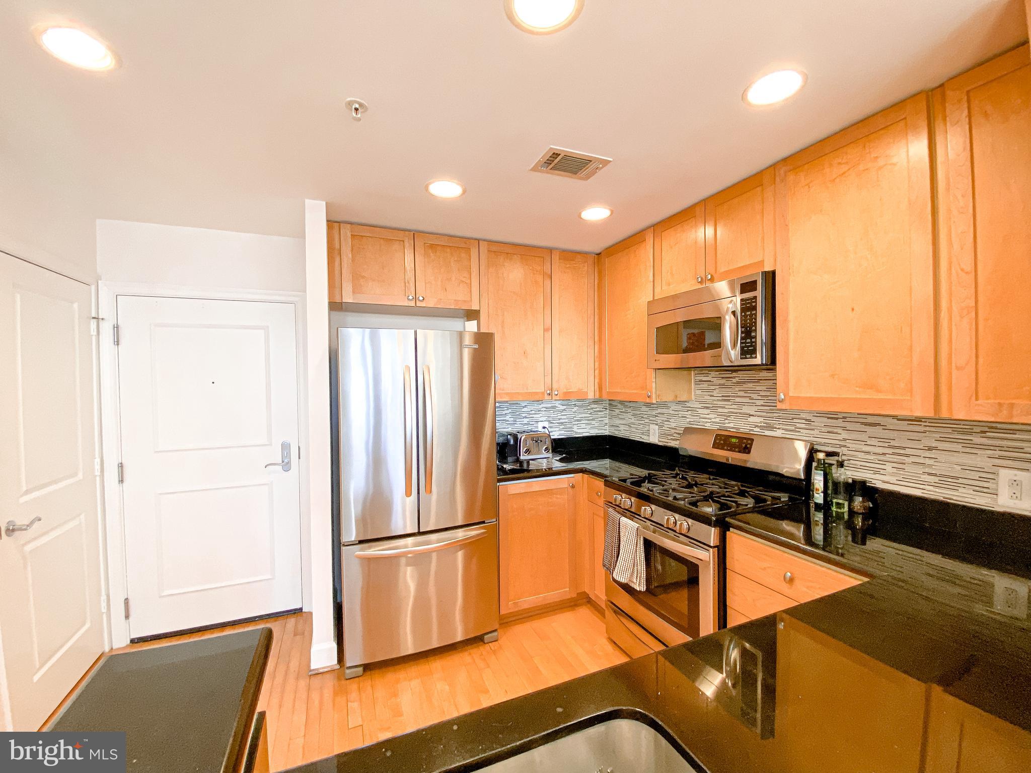 3600 South Glebe Road, Unit 516W Arlington, VA 22202 - Photo 7 of 32