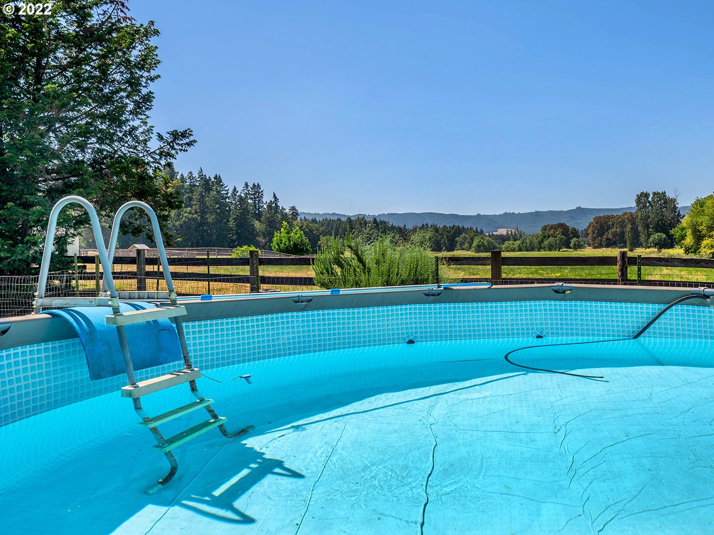 18821 Northwest Reeder Road Portland, OR 97231 - Photo 21 of 31