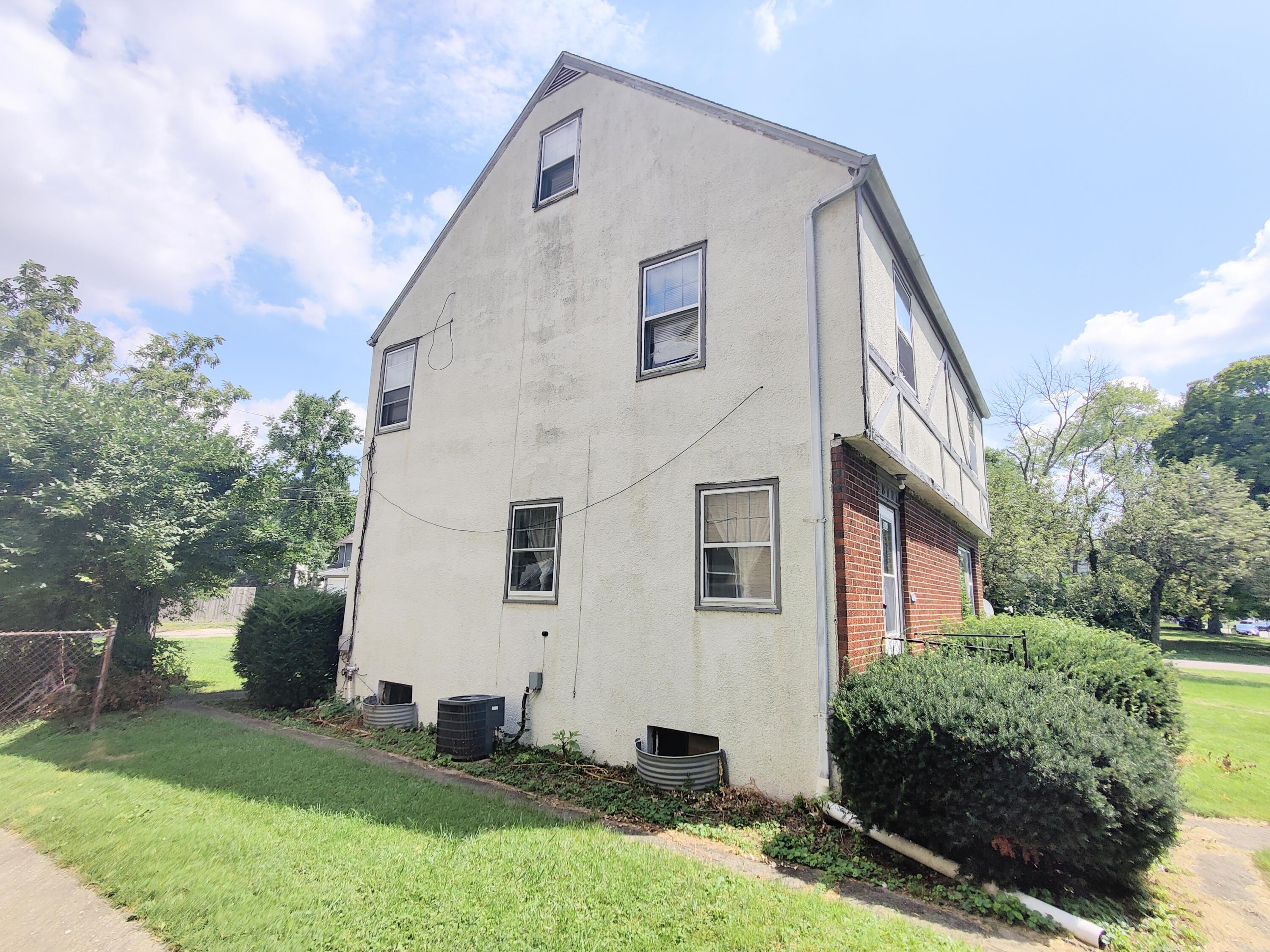 2810 Ruhl Avenue, Unit 2812 Bexley, OH 43209 - Photo 3 of 34