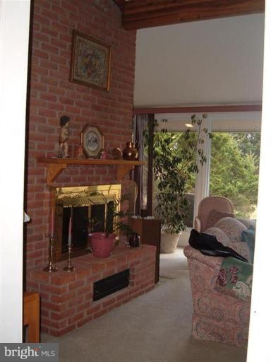 11415 Ashton Road Clear Spring, MD 21722 - Photo 12 of 27 Living Room/Dining Room