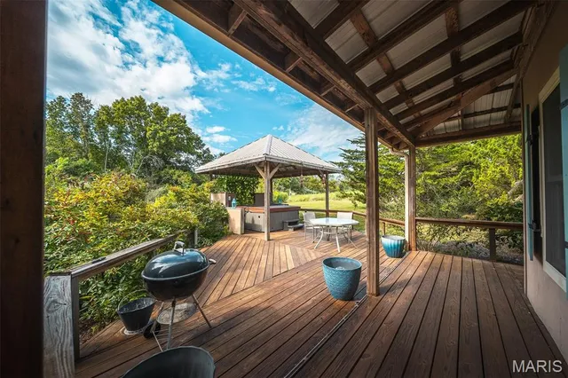 $1,250,000 | 295 Panthers Den Road, Makanda, IL 62958