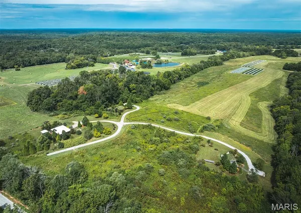 $1,250,000 | 295 Panthers Den Road, Makanda, IL 62958
