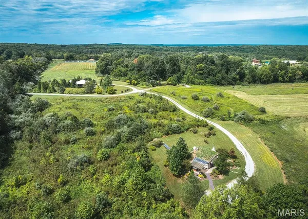 $1,250,000 | 295 Panthers Den Road, Makanda, IL 62958