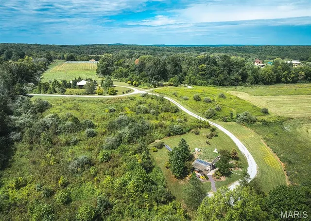 $1,250,000 | 295 Panthers Den Road, Makanda, IL 62958