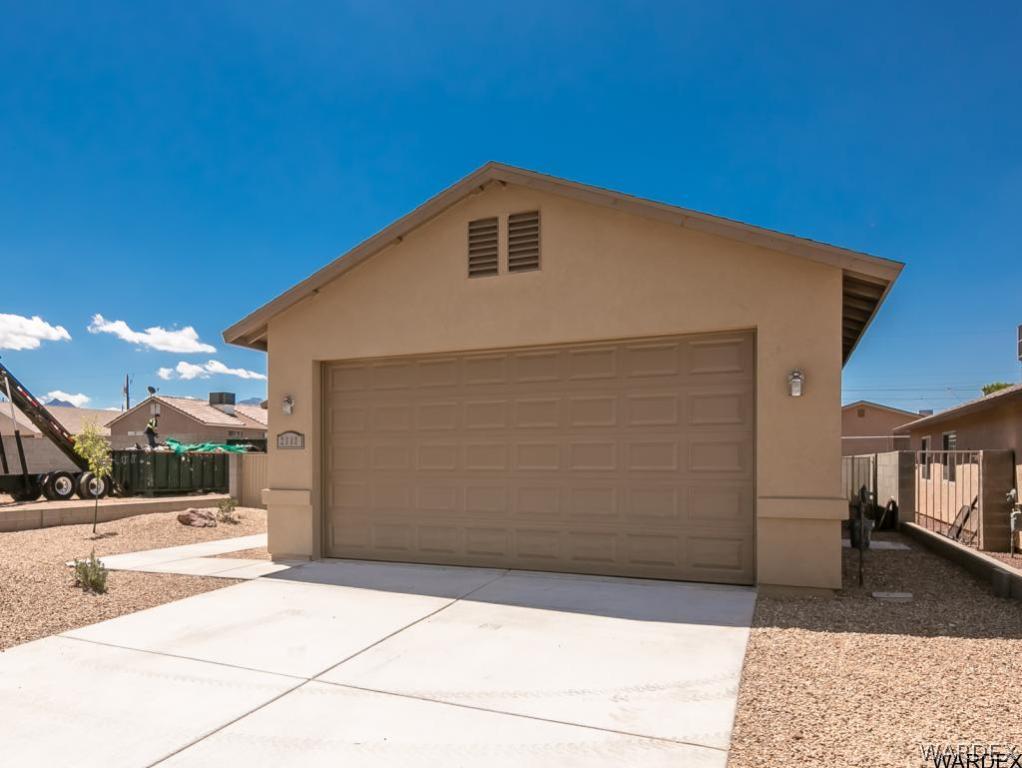 3655 North Kenneth Road Kingman, AZ 86409 - Photo 3 of 4 Photo Similar