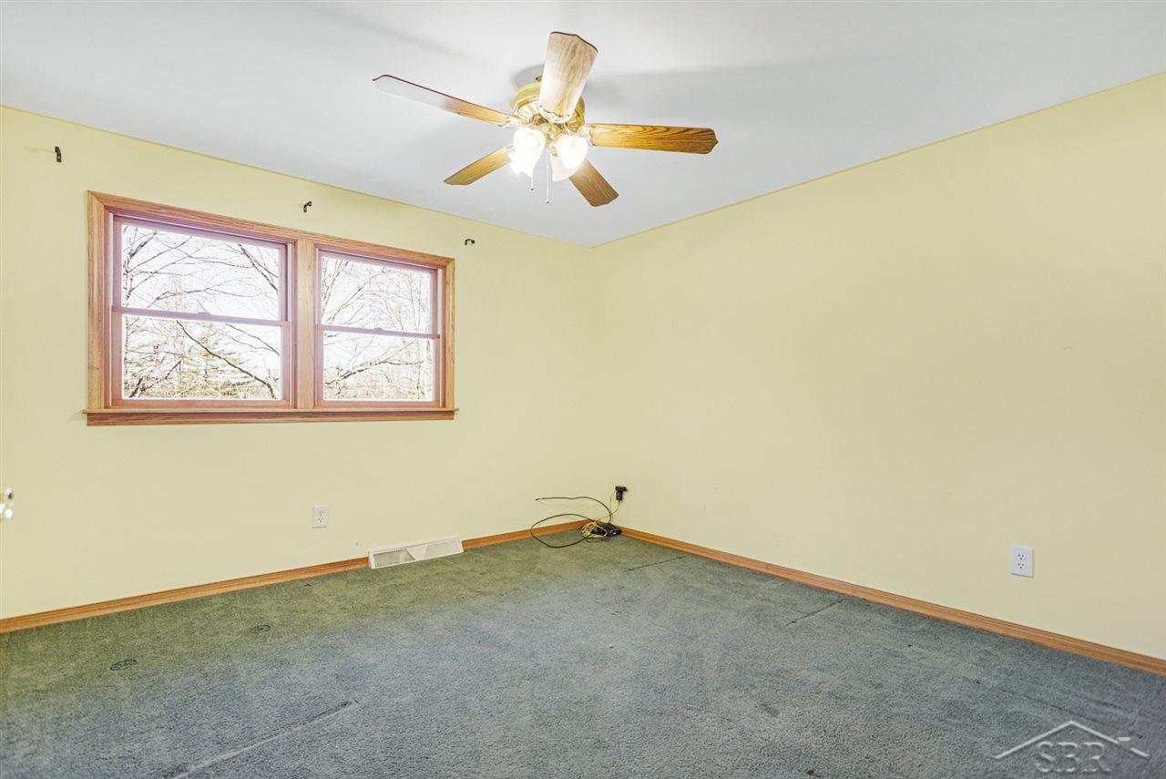 331 South Orr Road Hemlock, MI 48626 - Photo 22 of 32 50036723-21.JPG