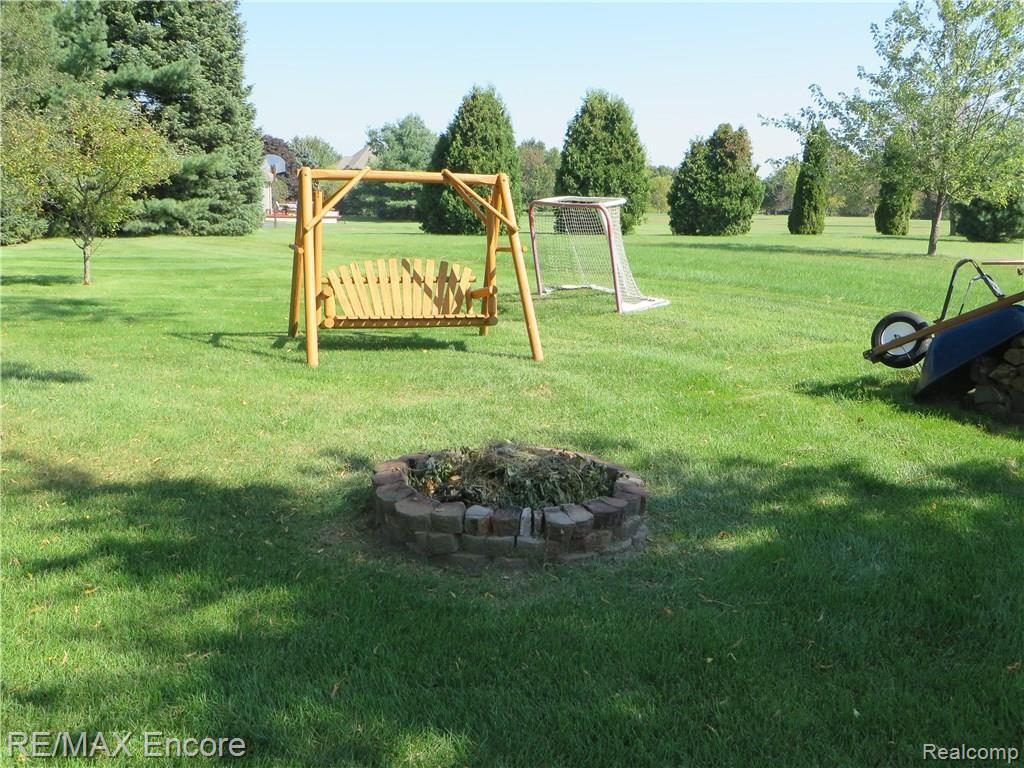 8440 Ranch Estates Road Clarkston, MI 48348 - Photo 48 of 49
