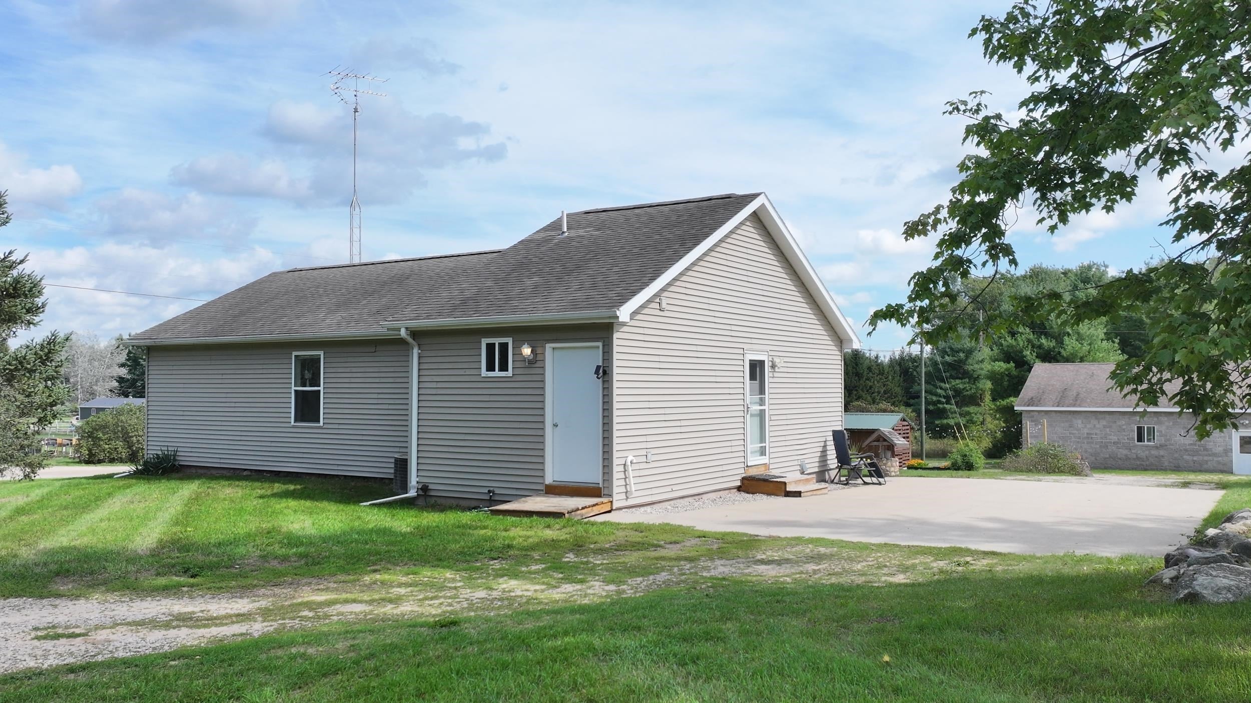 4101 West Battle Road Farwell, MI 48622 - Photo 24 of 45 Gallery Image 24