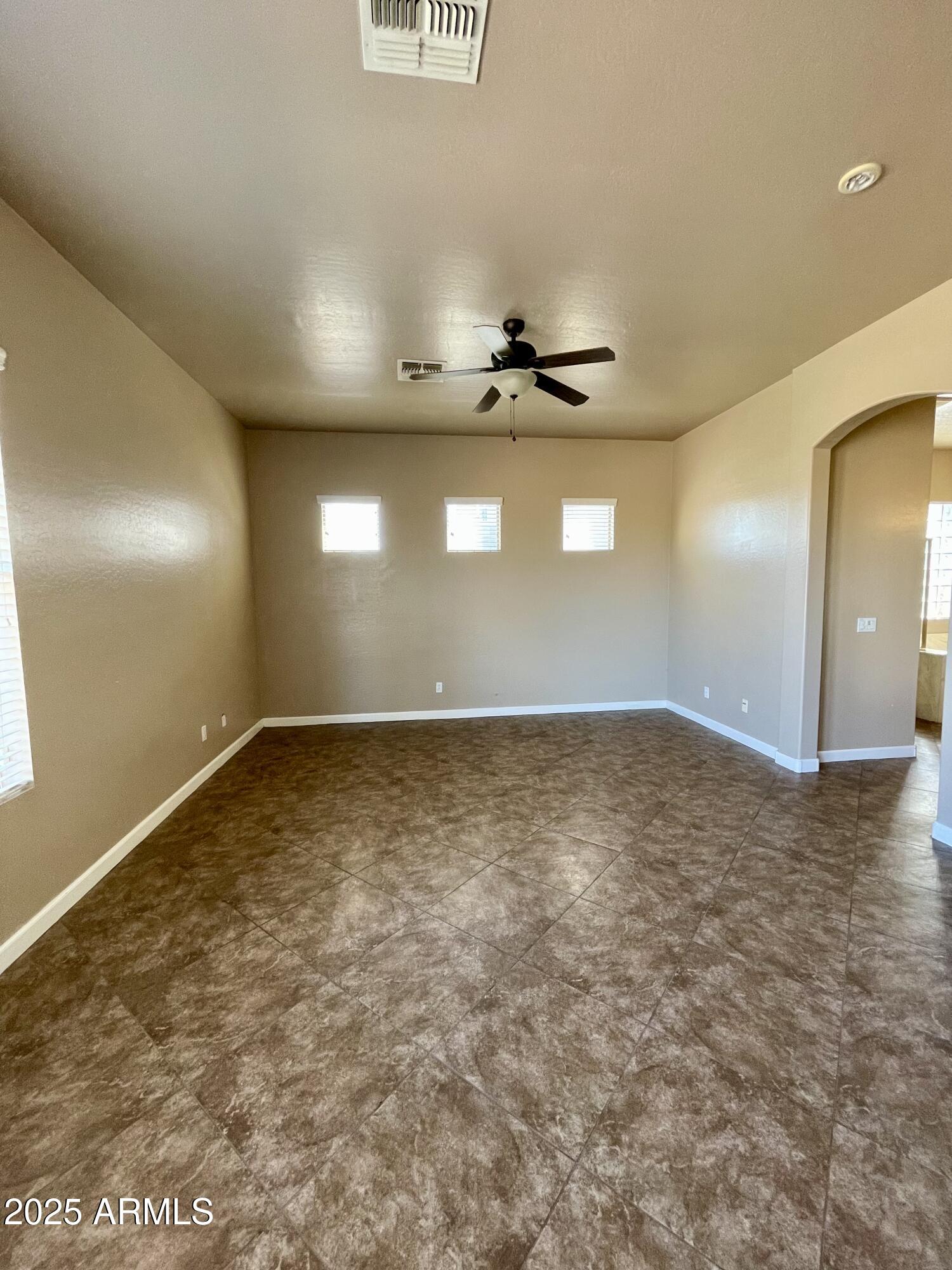2206 West Eagle Feather Road Phoenix, AZ 85085 - Photo 16 of 21 IMG_4091