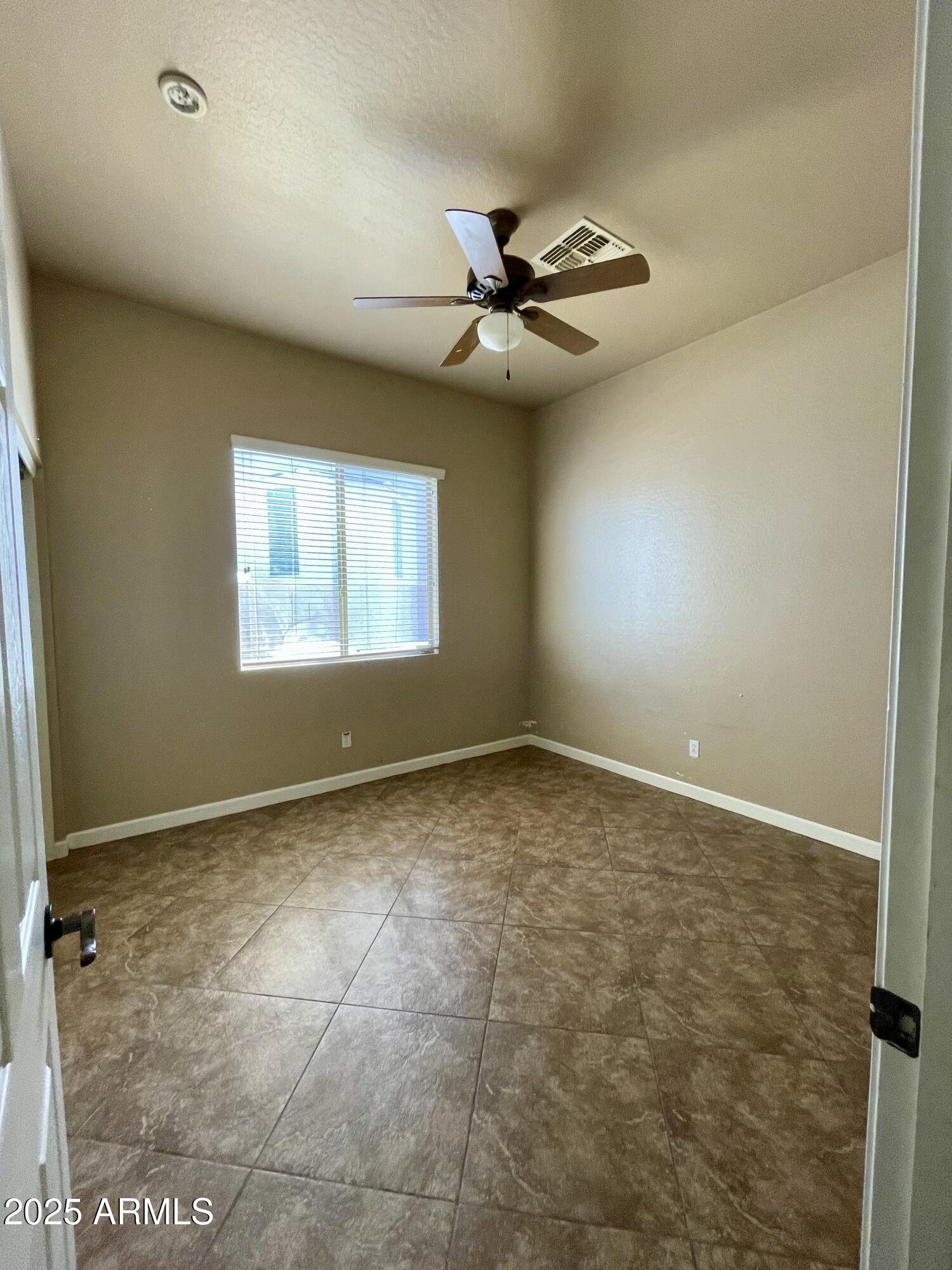 2206 West Eagle Feather Road Phoenix, AZ 85085 - Photo 19 of 21 IMG_4094