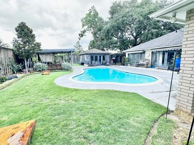 $449,500 | 807 Trochta Street, El Campo, TX 77437