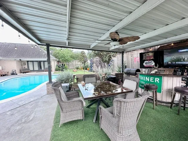 $449,500 | 807 Trochta Street, El Campo, TX 77437