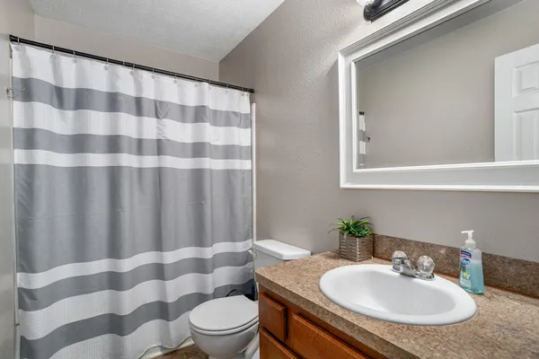 $2,300 | 1474 County Road 105, Columbus, TX 78934