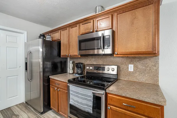 $2,300 | 1474 County Road 105, Columbus, TX 78934