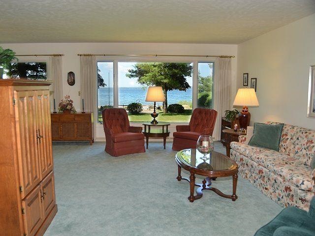 6639 Deepwater Point Road Williamsburg, MI 49690 - Photo 7 of 22 1787521-6.JPG