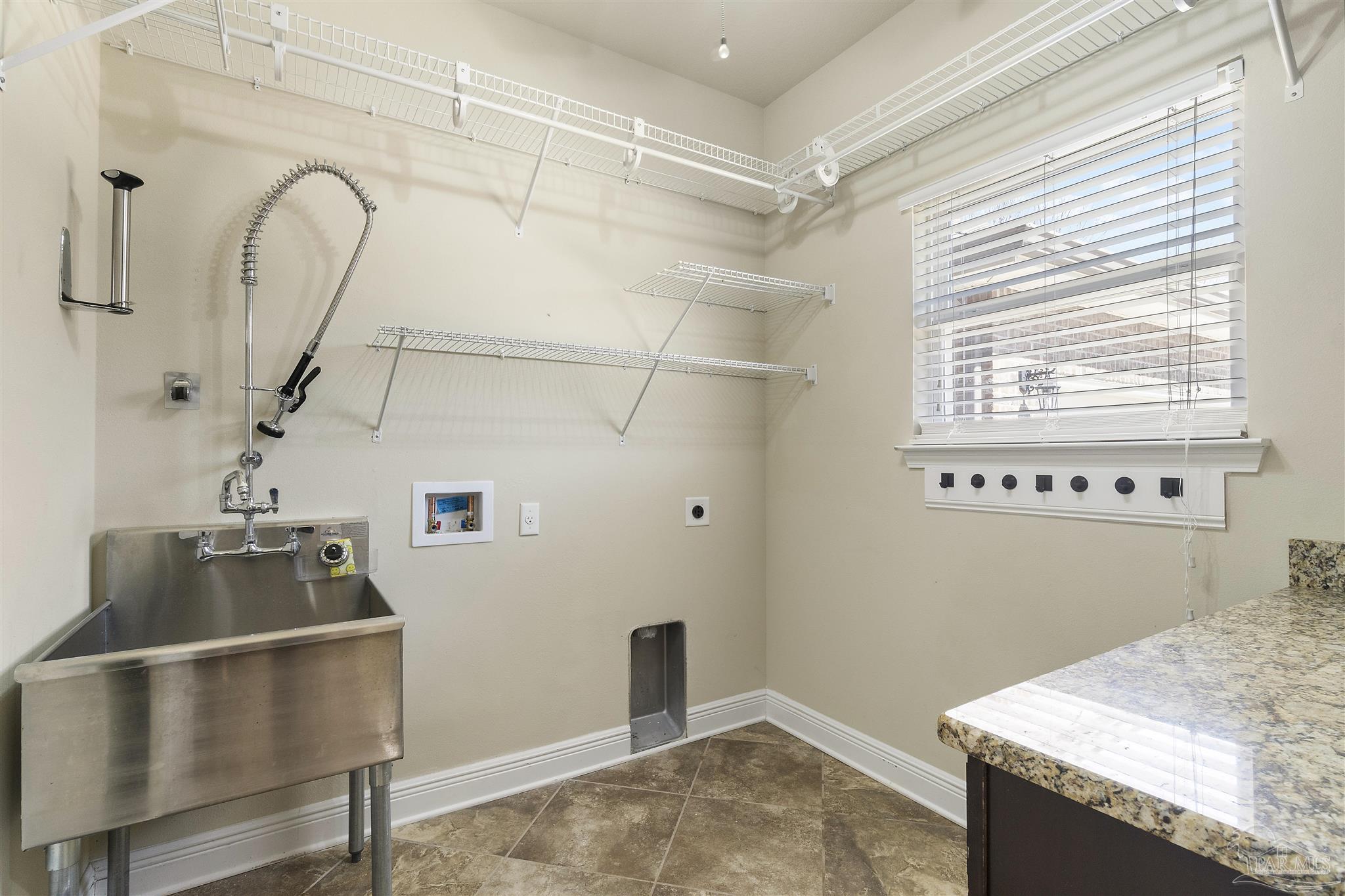 2706 Tulip Hill Road Pace, FL 32571 - Photo 17 of 39 Gallery Image 17
