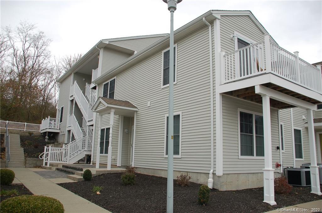 Spacious, 2,422 square foot, condominium at Park Place.