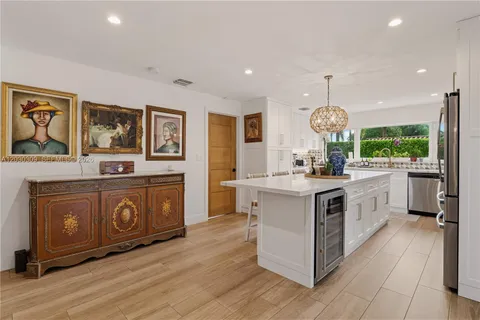 $1,685,000 | 5785 Southwest 46th Terrace, Miami, FL 33155