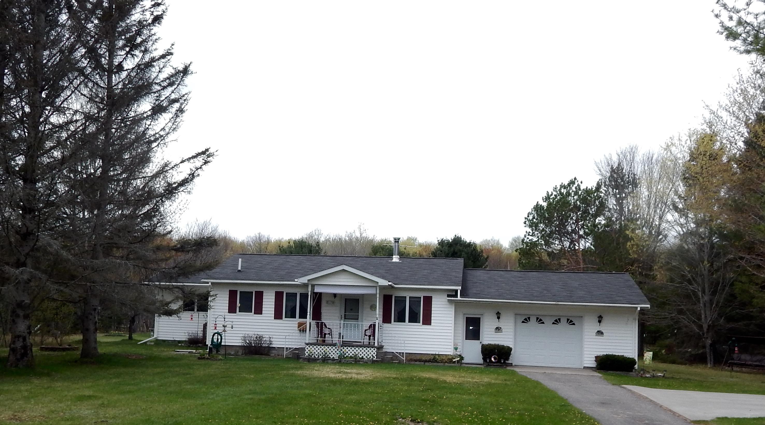 24296 South Fairview Road Pickford, MI 49774 - Photo 10 of 69 Gallery Image 10