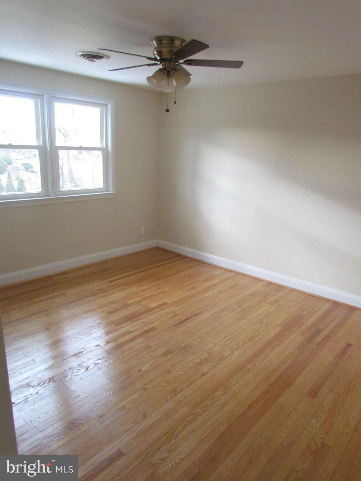 5912 Ayleshire Road Baltimore, MD 21239 - Photo 13 of 29 Bedroom