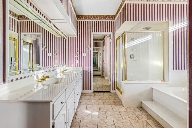 a view of a hallway with windows