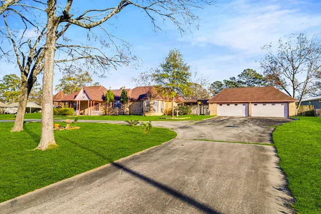 front view of house with a yard