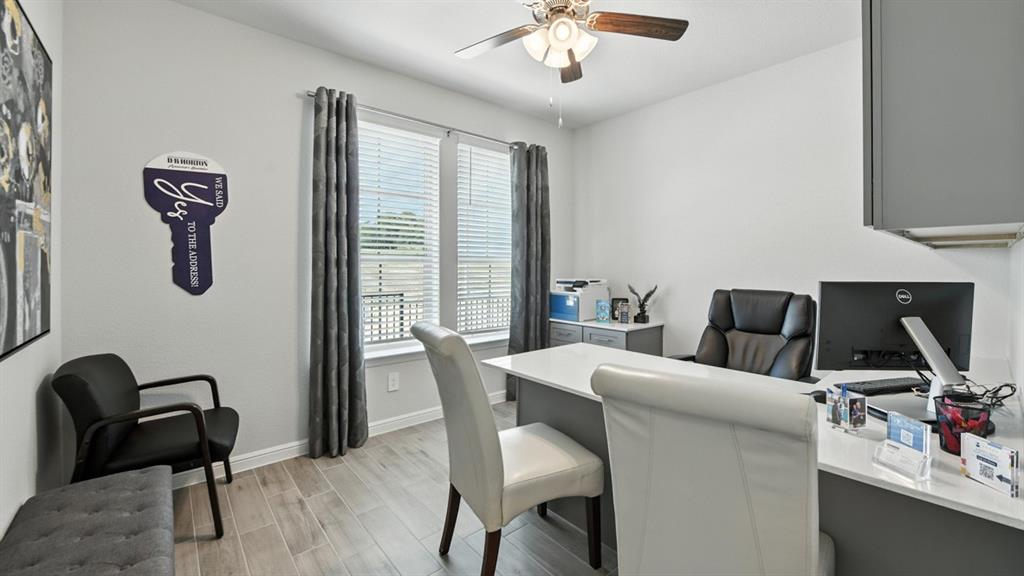 913 Hollyn Drive Decatur, TX 76234 - Photo 24 of 33