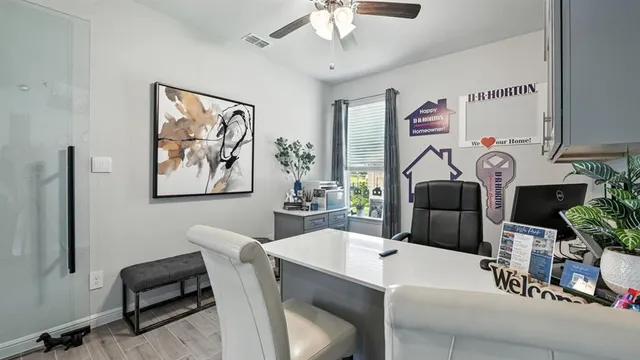 $349,990 | 913 Hollyn Drive, Decatur, TX 76234