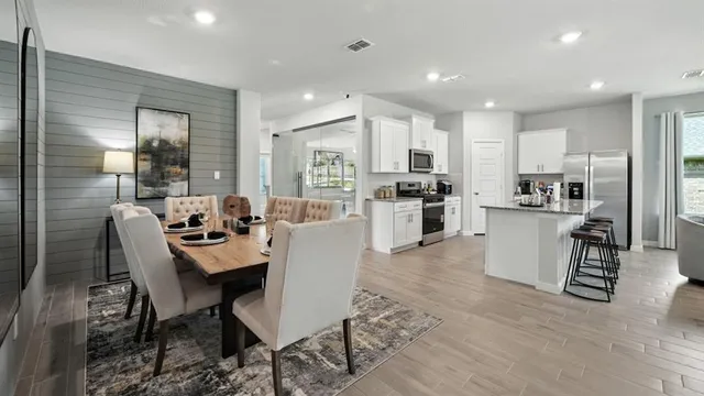 $349,990 | 913 Hollyn Drive, Decatur, TX 76234