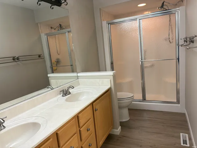 $349,500 | 1706 Cobblestone Boulevard, Elkhart, IN 46514