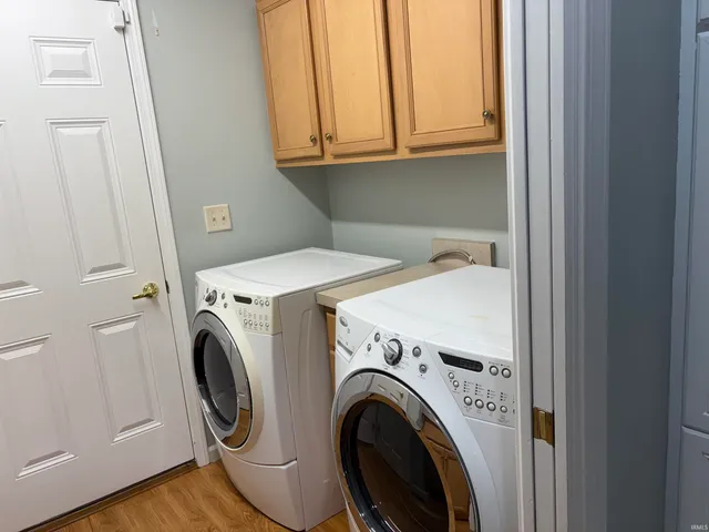 $349,500 | 1706 Cobblestone Boulevard, Elkhart, IN 46514