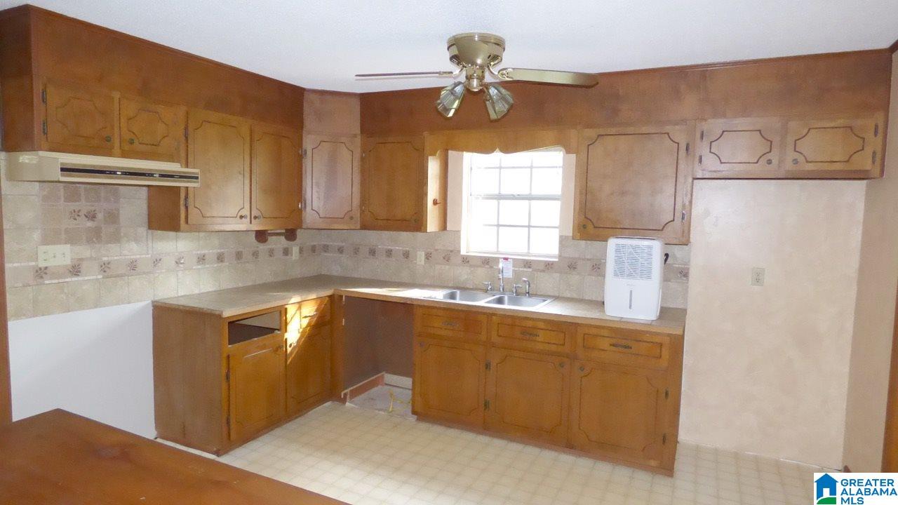3700 McClendon Chapel Road Bessemer, AL 35022 - Photo 3 of 17