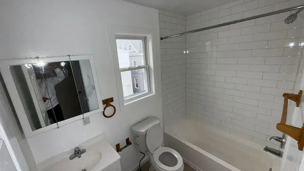 $2,800 | 766 East 26th Street, Unit 2, Paterson, NJ 07504