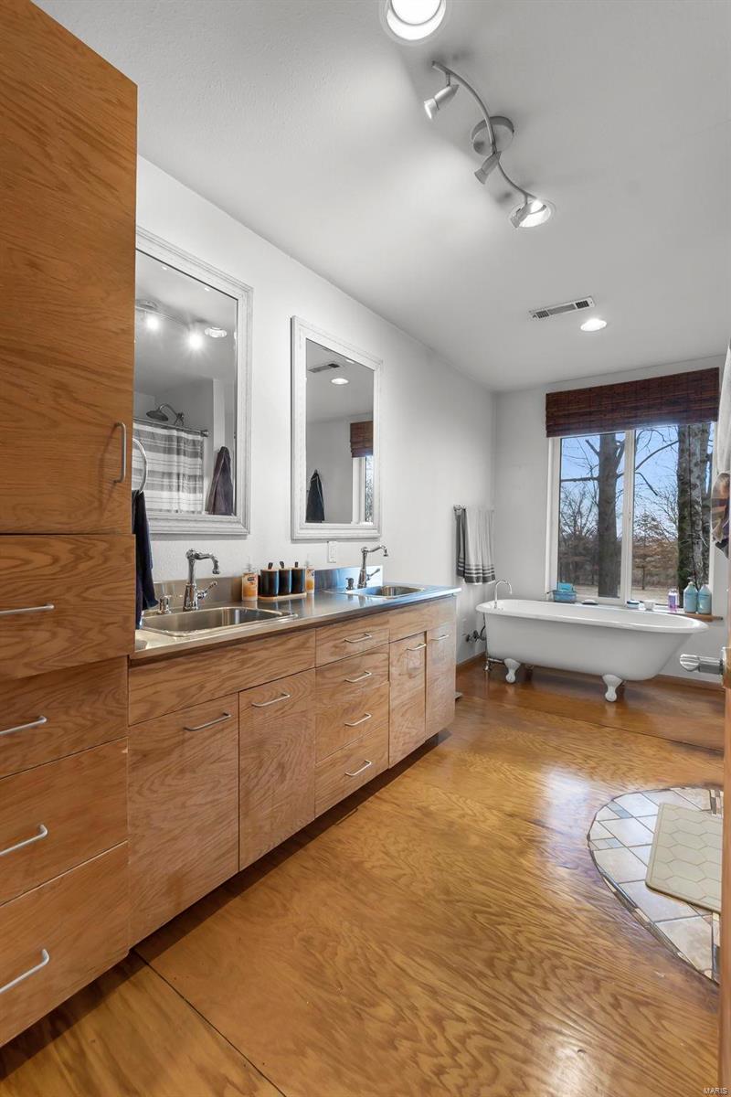 17907 County Road 784 Bernie, MO 63822 - Photo 16 of 33