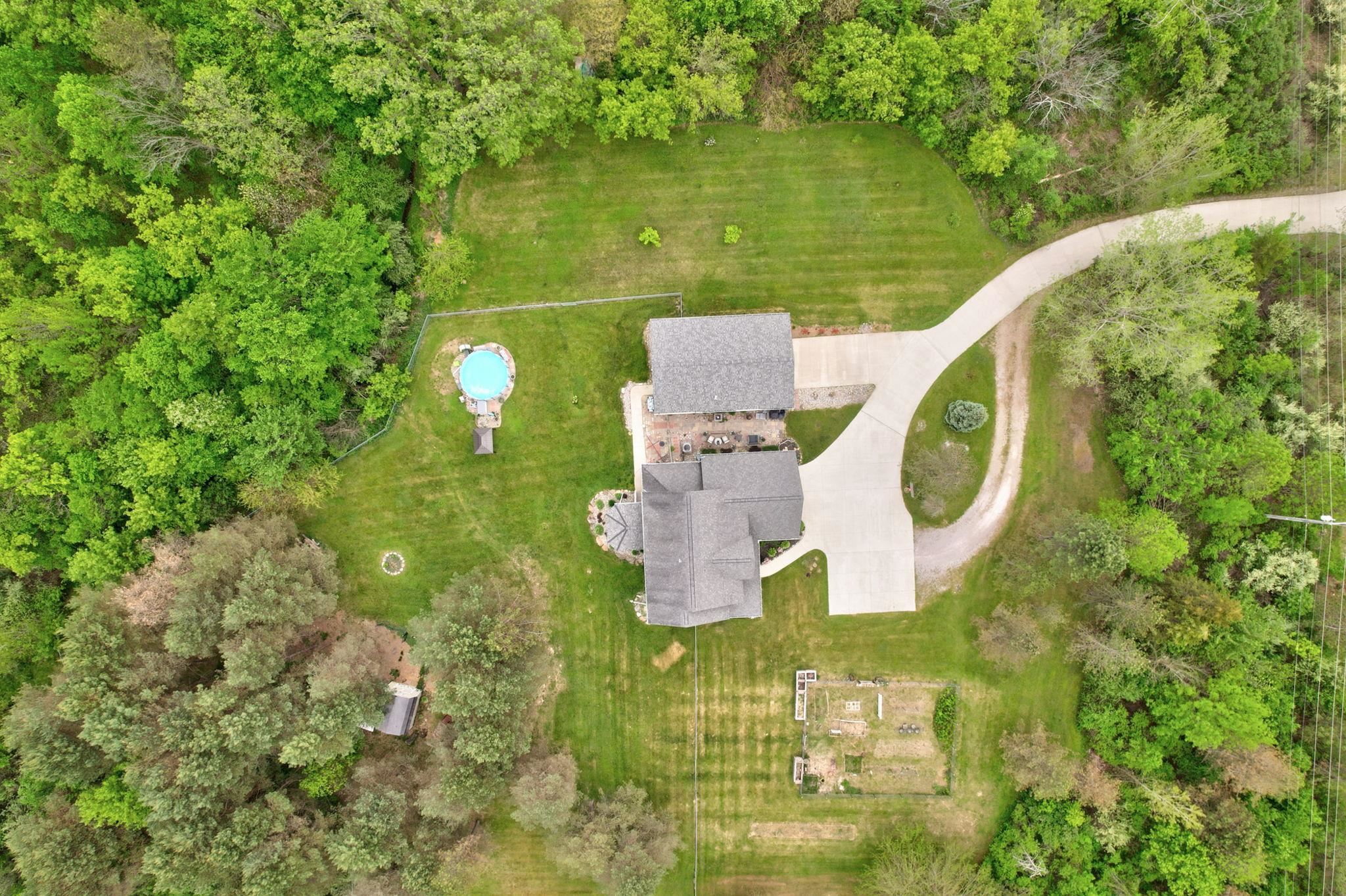 2119 East Vienna Road Clio, MI 48420 - Photo 75 of 88