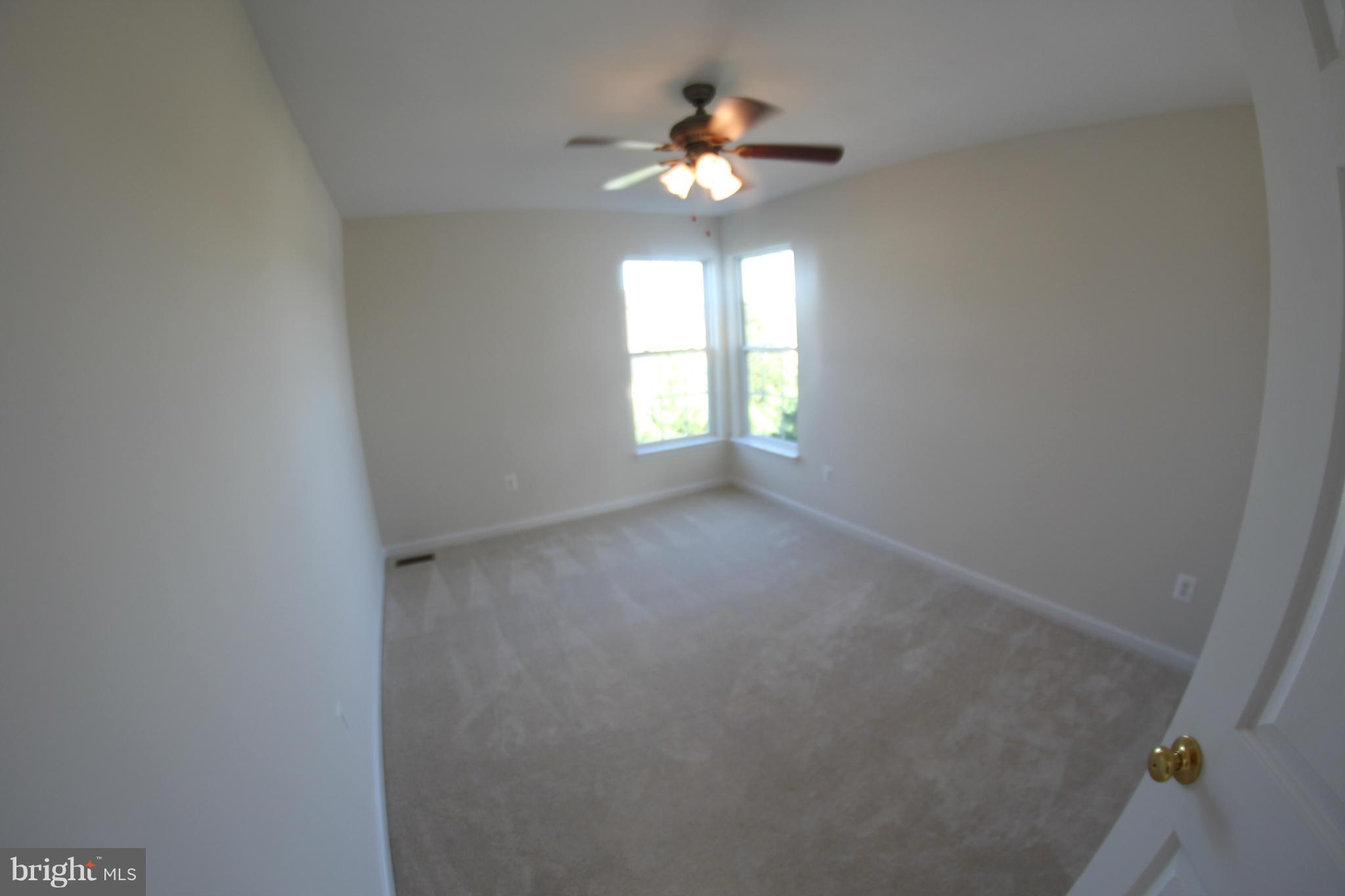 6829 Rathbone Place Gainesville, VA 20155 - Photo 20 of 30 Bedroom