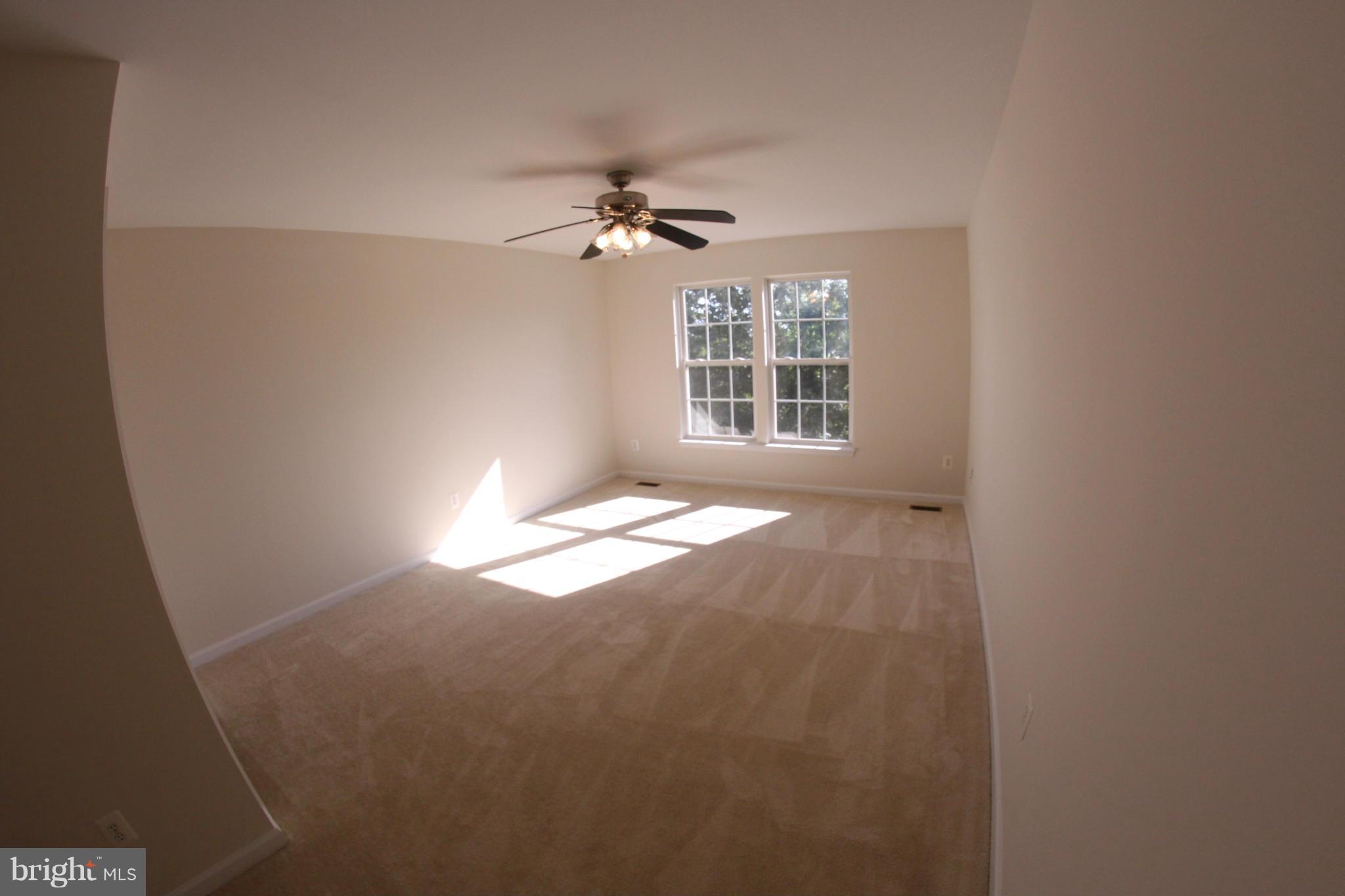 6829 Rathbone Place Gainesville, VA 20155 - Photo 22 of 30 Bedroom (Master)